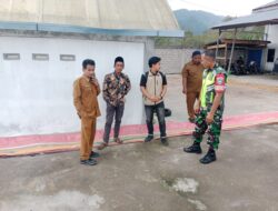 Tingkatkan Harmonisasi Di Wilayah Binaan, Babinsa Komsos Bersama Aparatur Desa