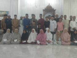 BKM AL-AMIN Dan Perangkat Gampong Pulo Ara Geudong Teugoh Santuni Anak Yatim Dan Fakir Miskin