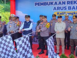 Polri Lepas Flag Off One Way Nasional Arus Balik Lebaran 2025 di KM 414 Sampai KM 70 Hari Ini