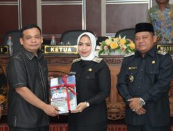 Sidang Paripurna, Bupati Labuhanbatu Sampaikan LKPJ Tahun Anggaran 2024