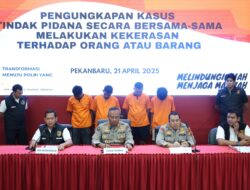 Polda Riau Tangkap Empat Debt Collector Yang Terlibat Pengrusakan dan Intimidasi
