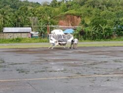 Helikopter Polri Dikerahkan dalam Misi Kemanusiaan Pencarian IPTU Tomi Samuel Marbun di Operasi AB Moskona 2025