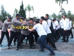 Siaga Hadapi Gangguan Kamtibmas, Polres Bener Meriah Gelar Simulasi Pengamanan Unjuk Rasa