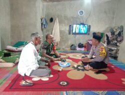 Wujudkan Kemanunggalan TNI Rakyat, Babinsa Bersama Bhabinkamtibmas Komsos Dengan Tokoh Masyarakat