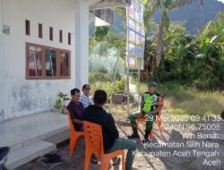 Pererat Hubungan dengan Warga, Babinsa Koptu Iswandi Gelar Komsos di Desa Wih Bersih