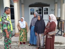 Babinsa Koramil 06/Bukit Laksanakan Anjangsana Dan Komsos Pererat Silaturahmi Di Wilayah Binaan