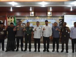 Wali Kota Langsa Menyerahkan 59 Ekor Hewan Qurban Untuk Gampong Dan Dayah