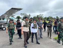 Dua Menteri Kabinet Kunjungi Nduga, Polwan Ops Damai Cartenz Dilibatkan dalam Pengamanan