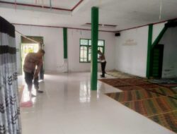 Sambut Hari Bhayangkara ke-79, Polsek Mesidah Gelar Bakti Sosial di Menasah Al-Muhajirin