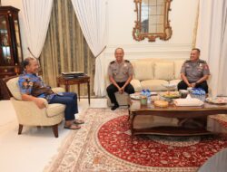 Dalam Rangka HUT Bhayangkara ke-79, Tim Mabes Polri Lakukan Anjangsana ke Mantan Kapolri Jenderal (Purn) Drs. Badrodin Haiti