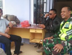 Anjangsana Ke Desa Binaan, Babinsa Lakukan Komsos Dengan Tokoh Masyarakat