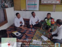 Babinsa Koramil 08/SN Jalin Kebersamaan dengan Anggota P2R di Desa Mulia Jadi