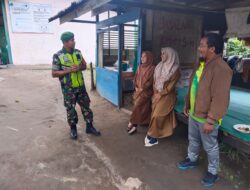 Jaga Kondusifitas Lingkungan Sekolah, Babinsa Komsos Bersama Para Guru