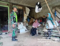 Wujud Kepedulian Babinsa, Serda Sarwoko Laksanakan Komsos di Kampung Pilar Weh Kiri