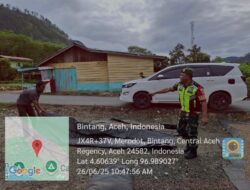 Babinsa Koramil 04/Bintang Bantu Warga Jemur Kopi