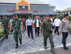 Pangdam I/BB Dampingi Menhut RI Tinjau Penanganan Karhutla di Prov Riau
