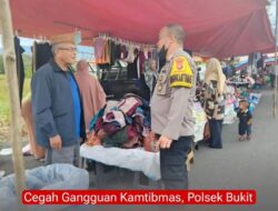 Cegah Gangguan Kamtibmas, Polsek Bukit Gelar Patroli Rutin di Pasar Pekan