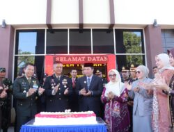 Dandim 0106/Ateng Berikan Ucapan Selamat HUT Bhayangkara ke 79