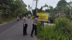 Satlantas Bener Meriah Pasang Rambu di KM 76 Lampahan