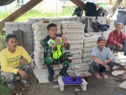 Jalin Kedekatan, Babinsa Koramil 06/Jagong Sambangi Warga Desa Binaan