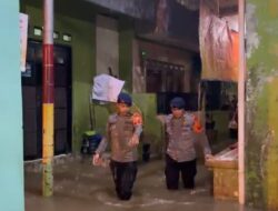 Meski Banjir Berangsur Surut Tim Polda Metro Jaya Terus Siaga