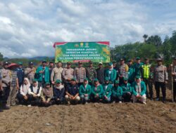 Kuartal III Bergerak: Polsek Bandar dan Warga Tanam Jagung Program Ketahanan Pangan Nasional
