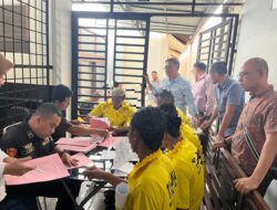 Polres Aceh Tengah Serahkan Lima Tersangka Pemilik Kulit Harimau ke Kejaksaan