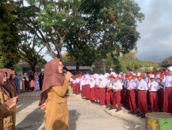 Antusias Wali Murid Warnai Hari Pertama Masuk Sekolah di SDN 1 Blang Jorong