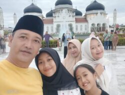 Air Mata Haru Orang Tua Warnai Prestasi Nabila Mufidah Raih Medali Emas Nasional