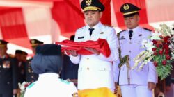 Dipimpin Wakil Gubernur, Upacara Penurunan Bendera di Aceh Berlangsung Khidmat
