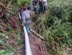 Masyarakat Kampung Keramat Jaya Gelar Gotong Royong Perbaiki Pipa Air Bersih