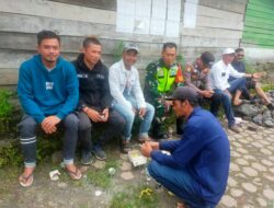Babinsa dan Bhabinkamtibmas Kolaborasi Melalui Komsos Dalam Menjaga Kamtibmas Wilayah Binaan