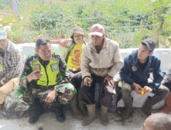 Babinsa Komsos Bersama Warga, Upaya Deteksi Dini dan Cegah Dini Permasalahan Di Desa Binaan