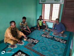Babinsa Koramil 10/Celala Jalin Komsos dengan Aparatur Desa Ramung Ara