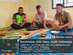 Babinsa Melaksanakan Komsos Bersama Warga Desa Binaan