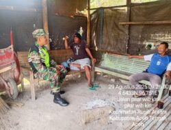 Wujud Kepedulian Babinsa, Serda Sarwoko Laksanakan Komsos di Kampung Pilar Weh Kiri