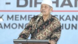 Kiai Ghofur Ajak Masyarakat Tenang dan Percayakan Penanganan Situasi ke Kapolri