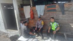 Tingkatkan Kemitraan TNI Polri, Babinsa Bersama Bhabinkamtibmas Laksanakan Komsos Di Wilayah Binaan