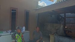Babinsa Koramil 03/TG Jalin Komunikasi Sosial dengan Warga