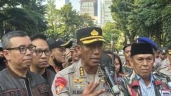 Polisi Patroli Skala Besar hingga Sasar Gang-gang di Jakarta Usai Demo