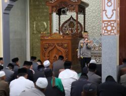 Kapolres Aceh Tengah Ajak Masyarakat Jaga Persatuan dan Tidak Mudah Terprovokasi dalam Rabu Berkah di Masjid Quba