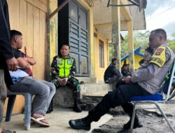 Wujudkan Wilayah Aman Dan Kondusif, Babinsa Bersama Bhabinkamtibmas Laksanakan Patroli