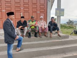 Sambang Wilayah, Babinsa Koramil 05/Permata Komsos Bersama Tokoh Agama
