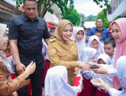 Bupati Labuhanbatu Pantau Cek Kesehatan Gratis di SDN 10 Rantau Utara